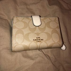 COACH Wallet - never used!!!